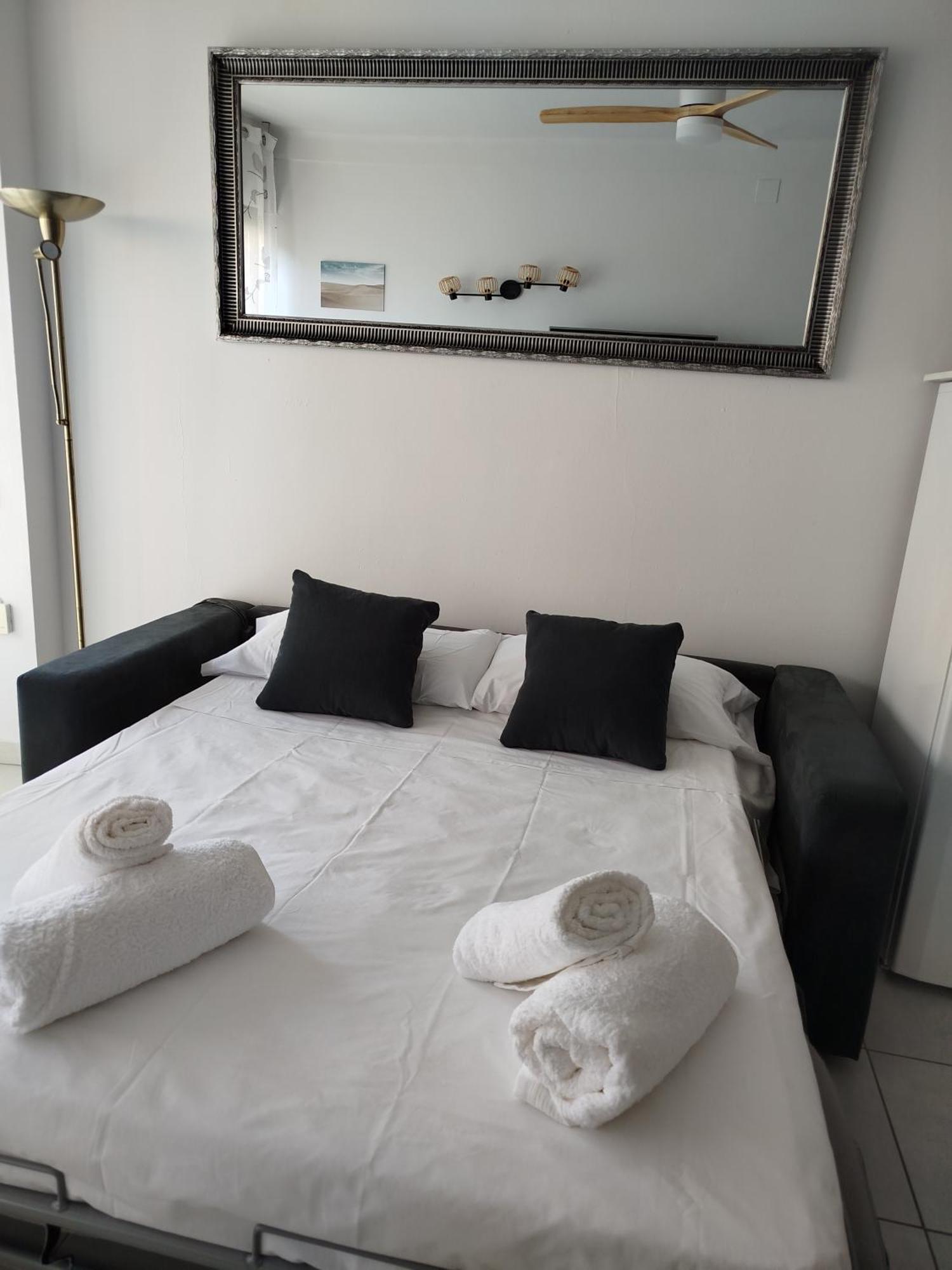Appartement Bonito En El Centro De Roses